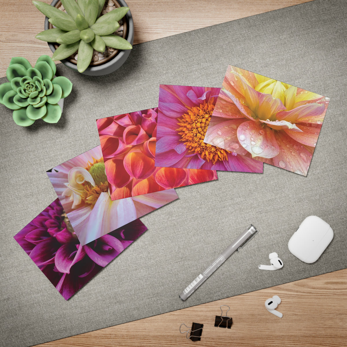 The Secret Universe | Dahlia Greeting Cards, Set of 5 (Blank Inside)